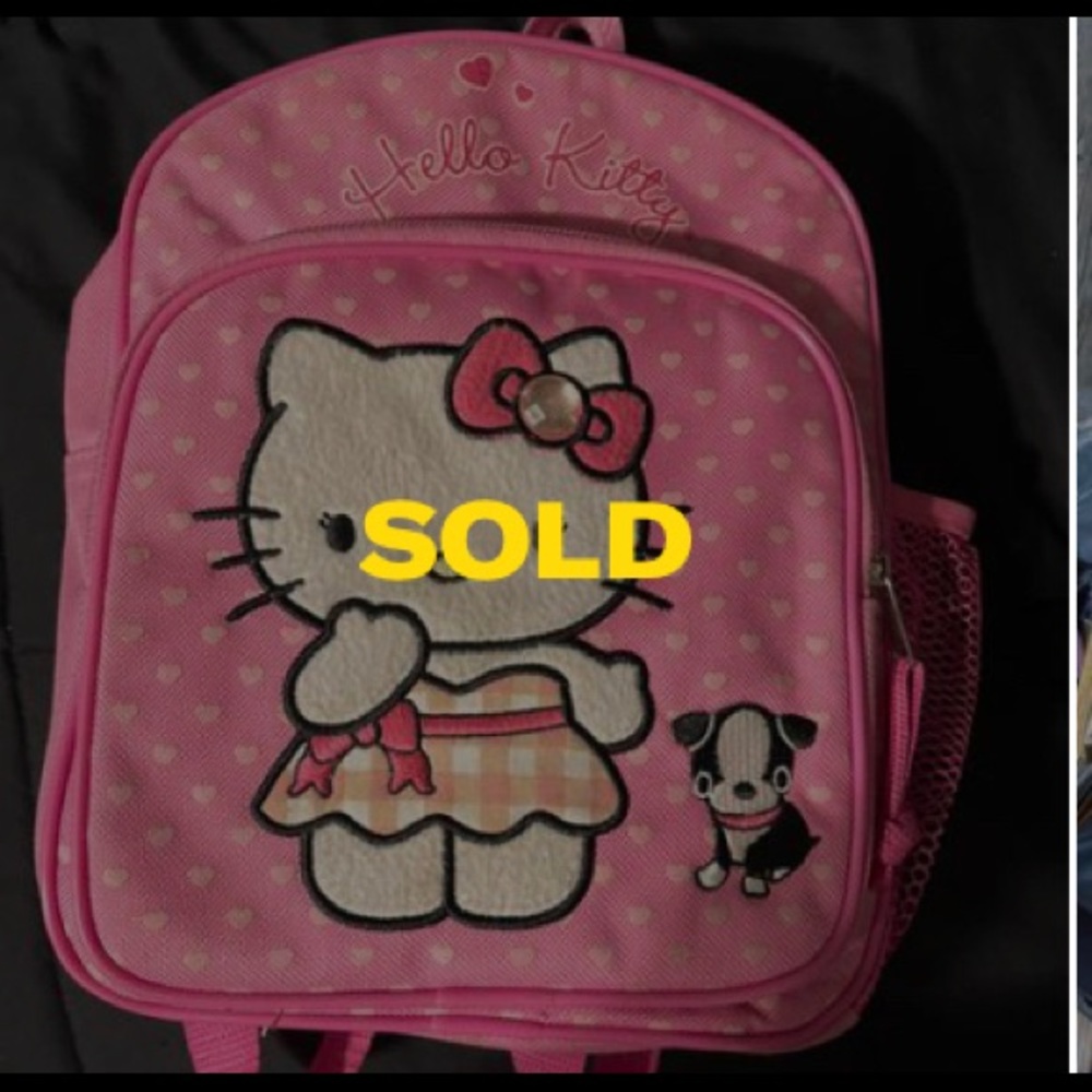 Hello Kitty pink backpack